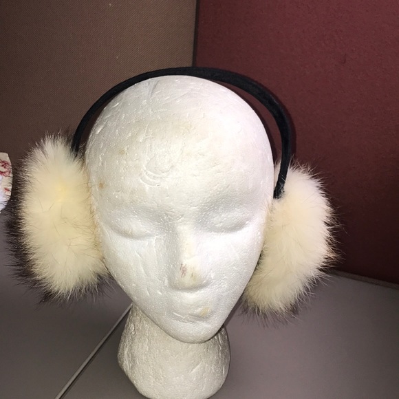 Genuine Sabel Ear Muffs - Picture 2 of 5